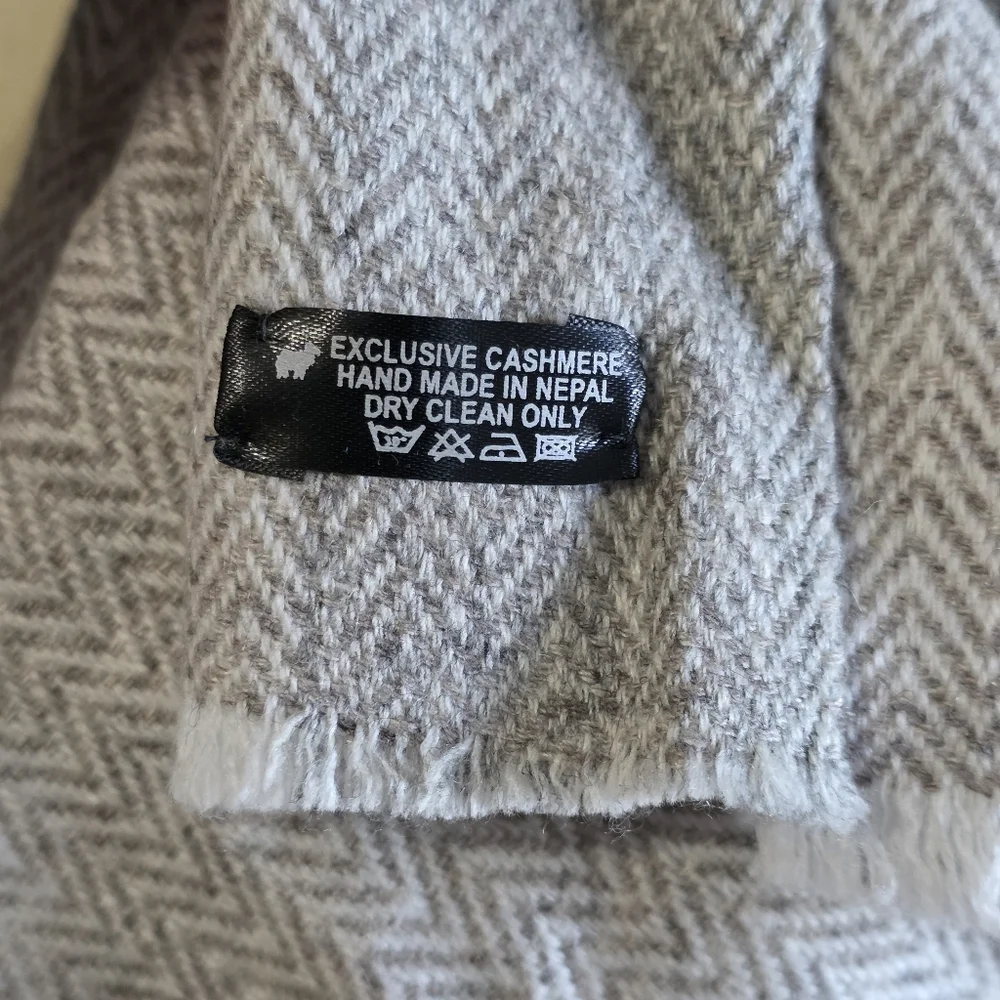 Cashmere Scarf Handmade In Nepal